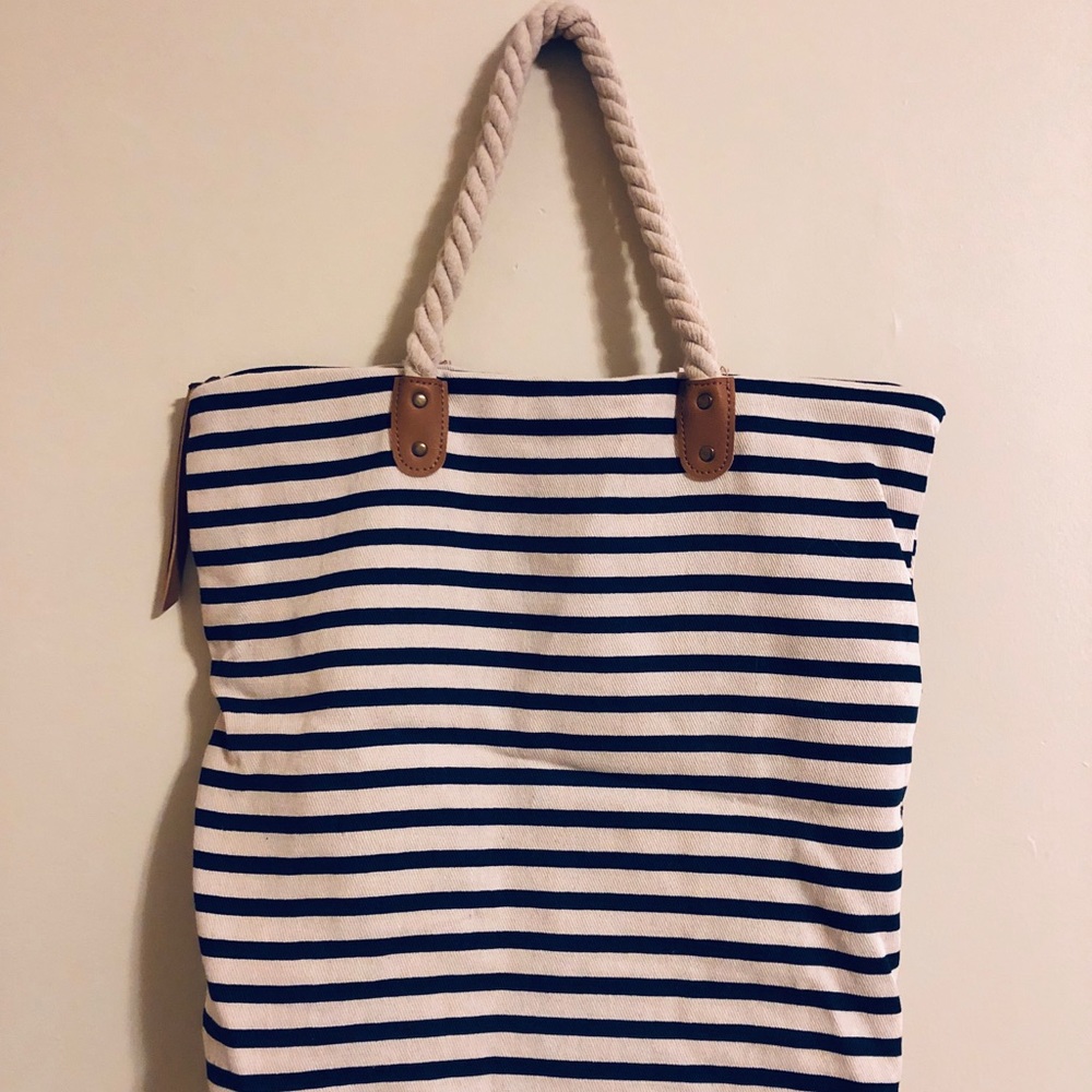 NWOT Striped Beach Bag